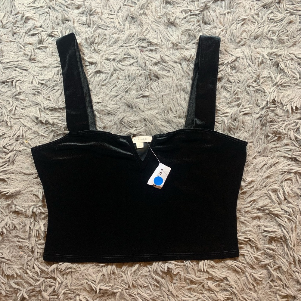 NWT Cropped black velvet v neck LA Hearts tank top sz L